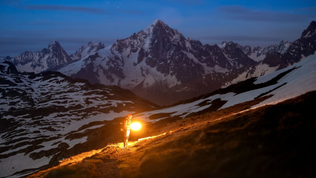 Randonnée en raquettes la nuit 